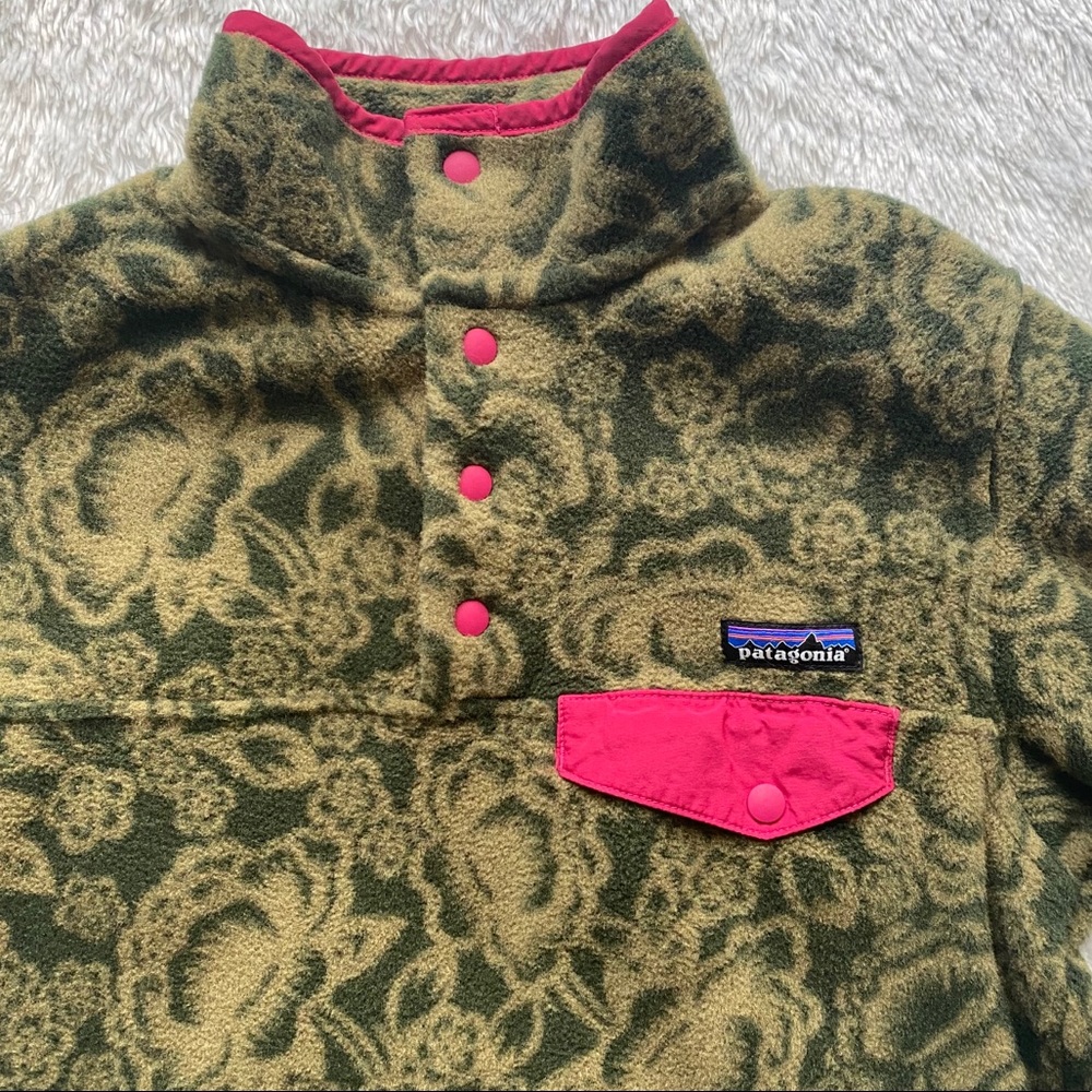 Reconditioned floral rare discontinued Synchilla